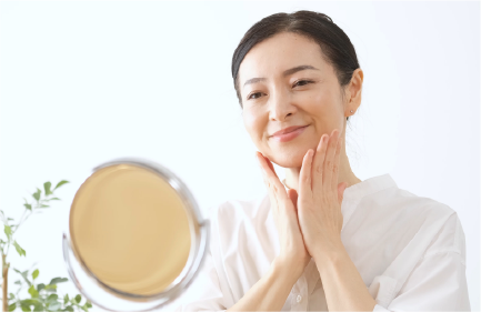 年齢を重ねた肌に丁寧なケアを